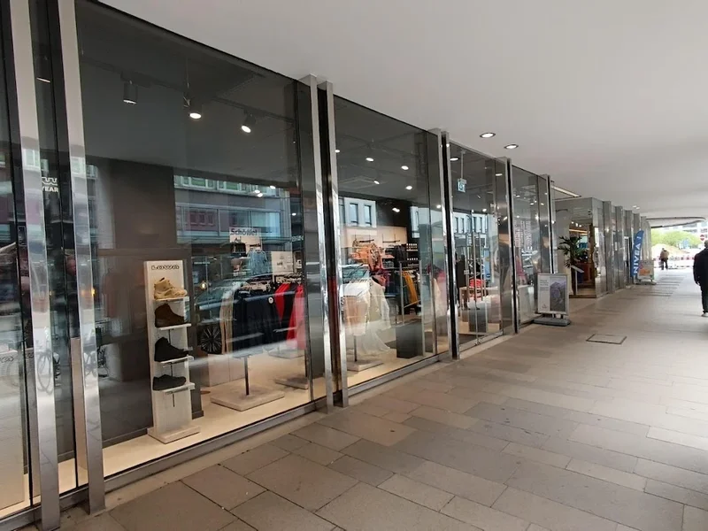 Schöffel-LOWA Store Hamburg