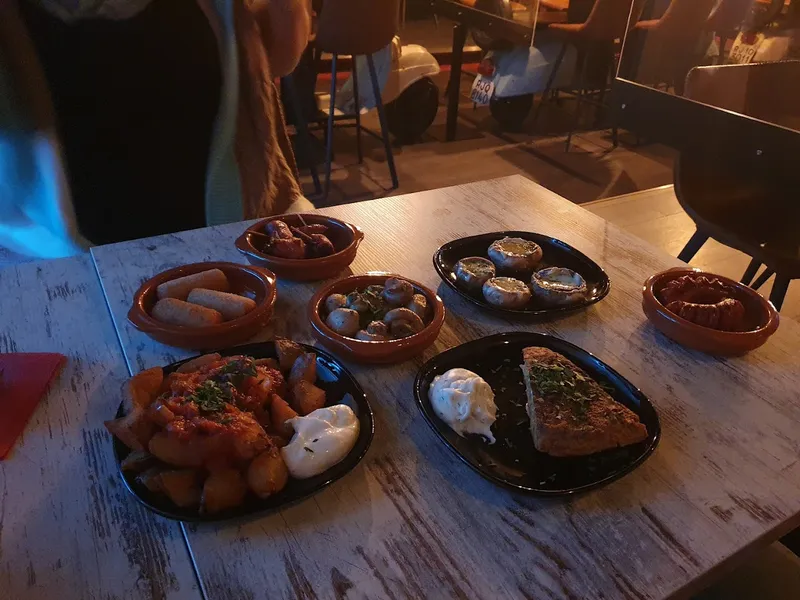 Tapa Loca - Tapas und Cocktailbar