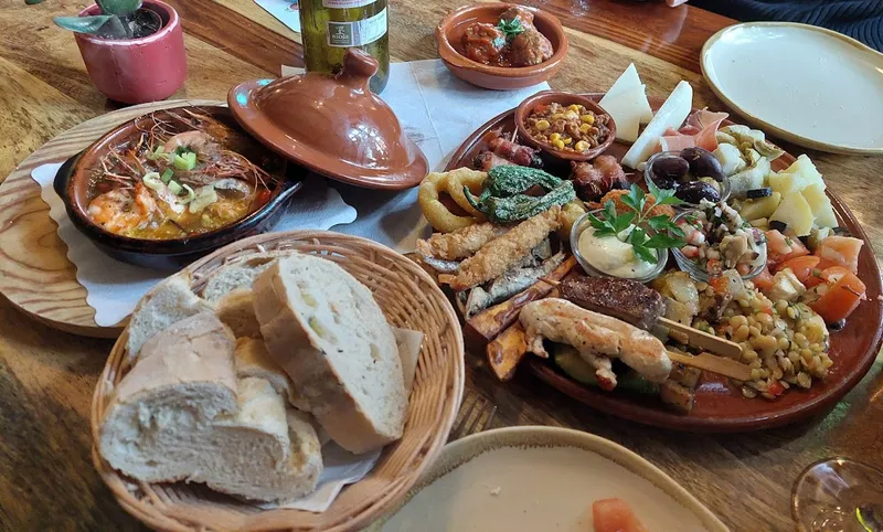 Casa Castillo | Restaurant & Tapas