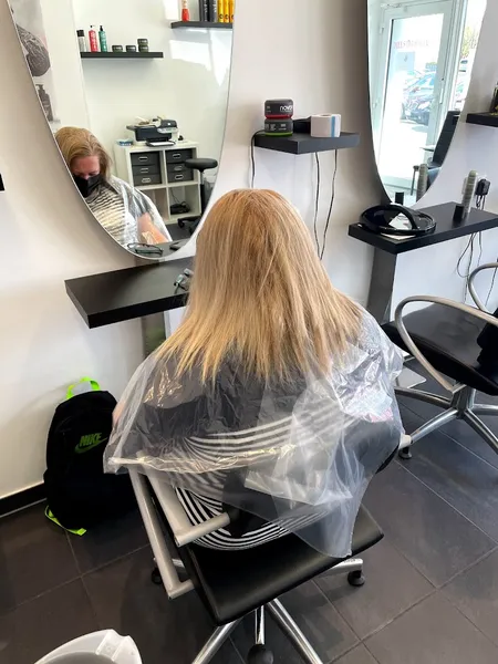 Friseur Cut & Style by Tati