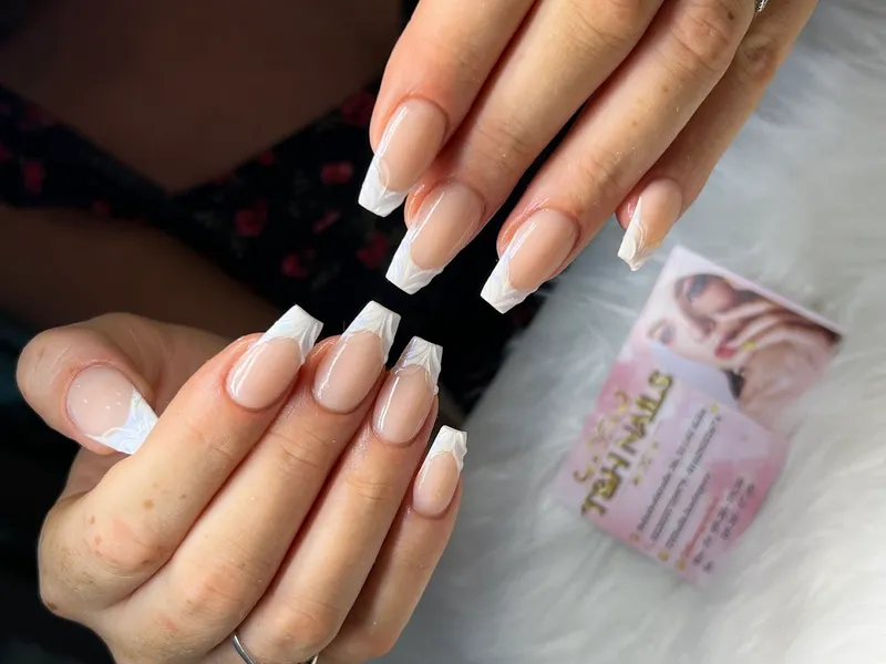 T&H Nails Nagel Studio Köln Porz