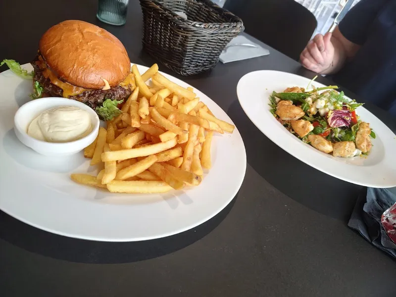 The Green Table – Restaurant & Eventlocation