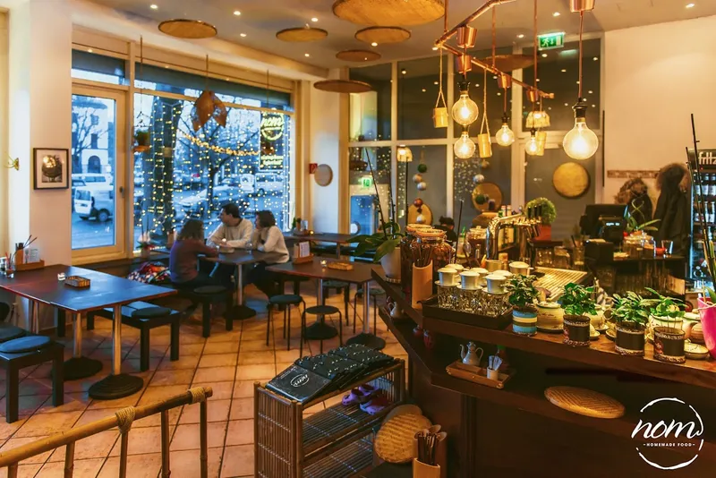 Nom Vietnamesisches Restaurant