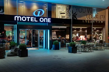 Liste 5 hotels mit parkplatz in Neustadt Hamburg