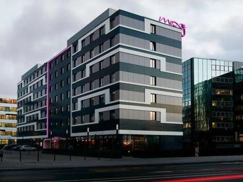 MOXY Frankfurt Eschborn