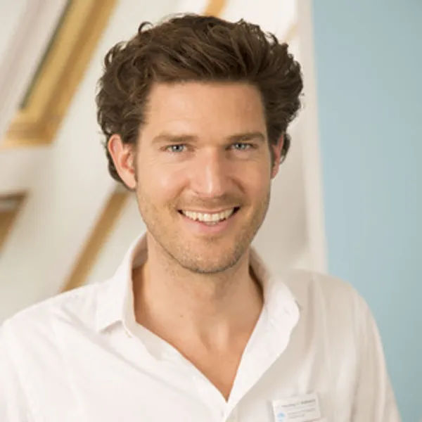 Dr. Henning Vollbrecht
