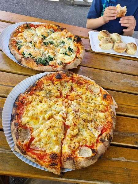 Pizzeria La Barca Neudorf since 1983