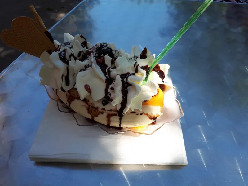 Eisdiele zum Kuckuck Silke Maas