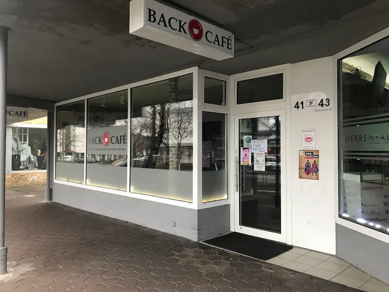 BACK CAFÉ / SB-BÄCKEREI
