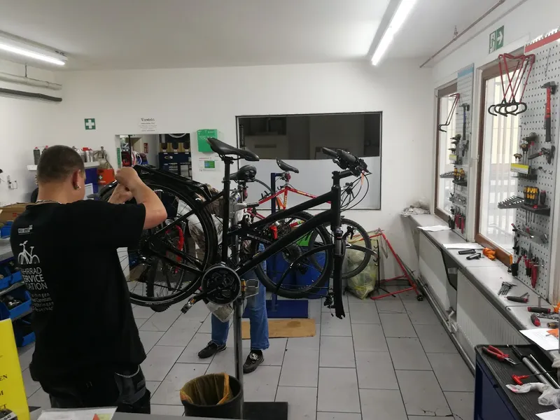 Fahrrad-Service-Station Bad Cannstatt Sozialunternehmen NEUE ARBEIT gGmbH