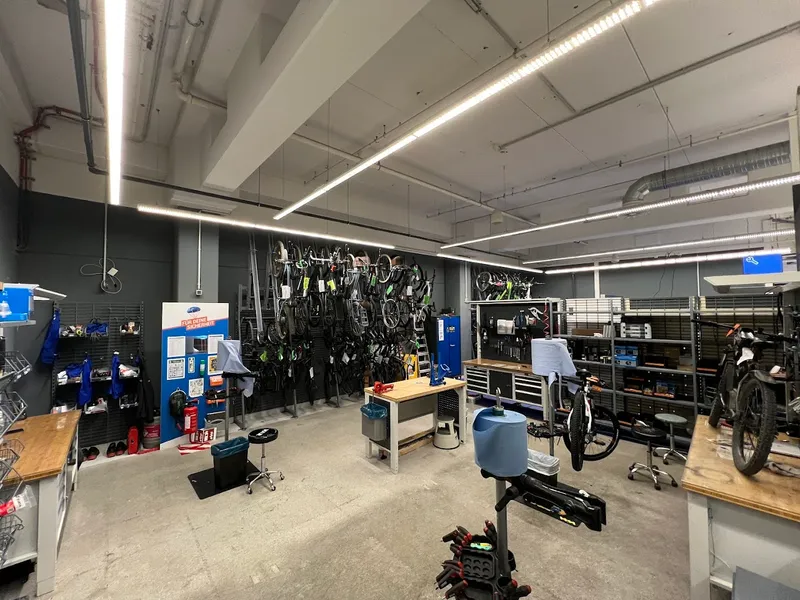 Decathlon Fahrradwerkstatt