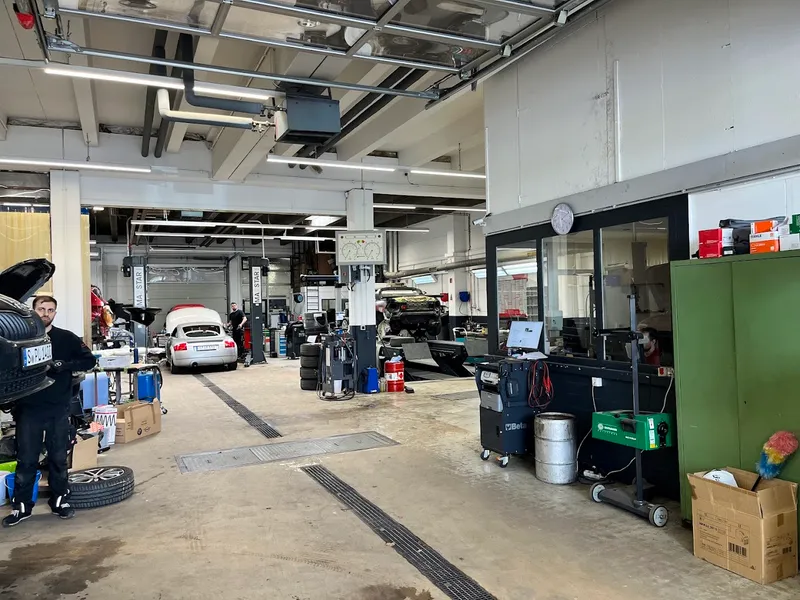 PS Garage