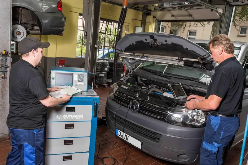 Die KFZ-Werkstatt Jakschik