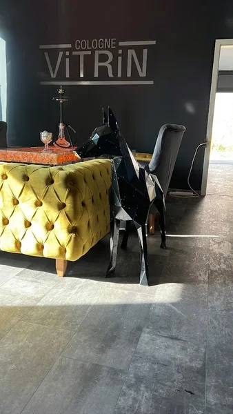 Vitrin Cologne