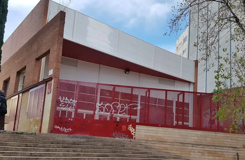Polideportivo Municipal la Nau del Clot