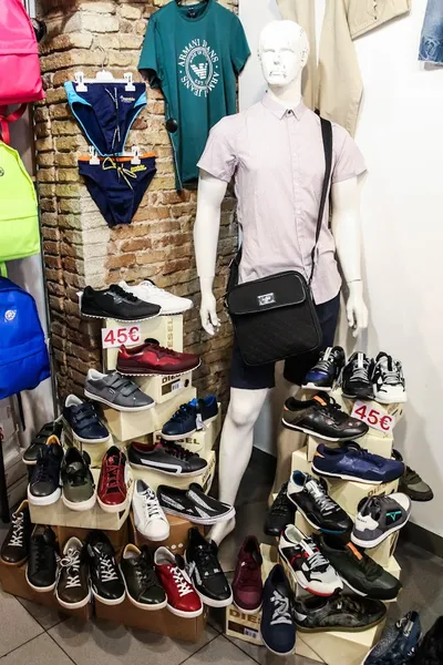 Logo Outlet