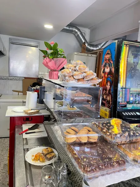 Cafeteria Panorama