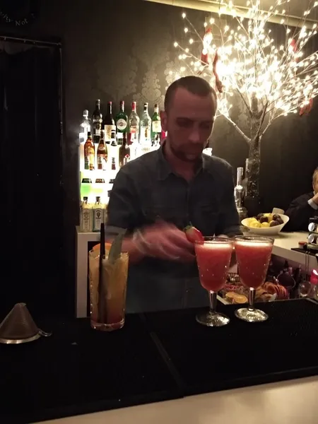 Why Not Cocktail Bar