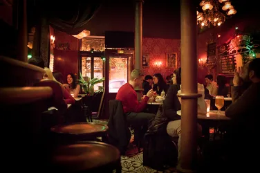 Los mejores 10 coctelerías de Vila de Gràcia Barcelona
