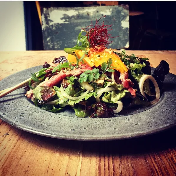 THAI BISTRO 57
