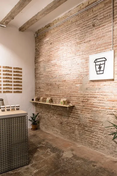 Syra Coffee - Poble Sec