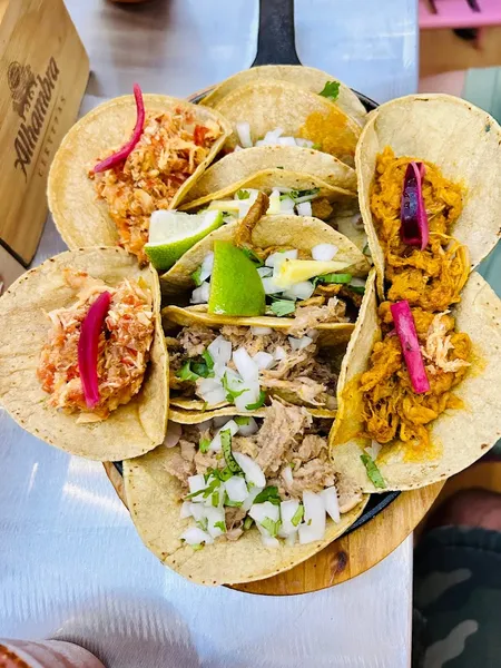 Taquería Los Güeros