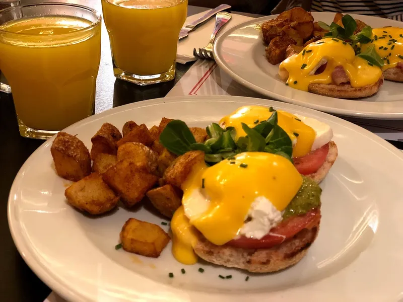 The Benedict Brunch Barcelona