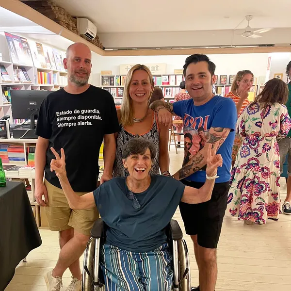 + Bernat Librería