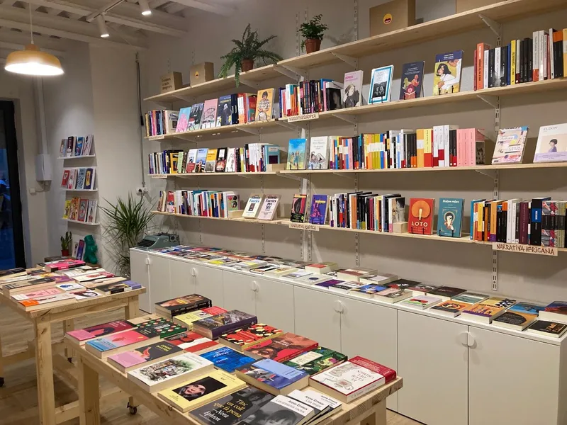 Amora Libros