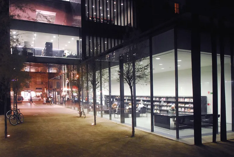 Biblioteca Sant Antoni - Joan Oliver