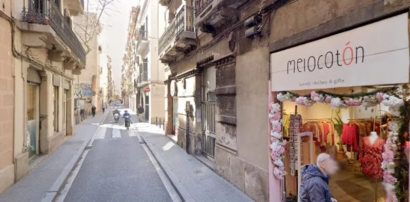 MELOCOTÓN BARCELONA | Tienda de ropa