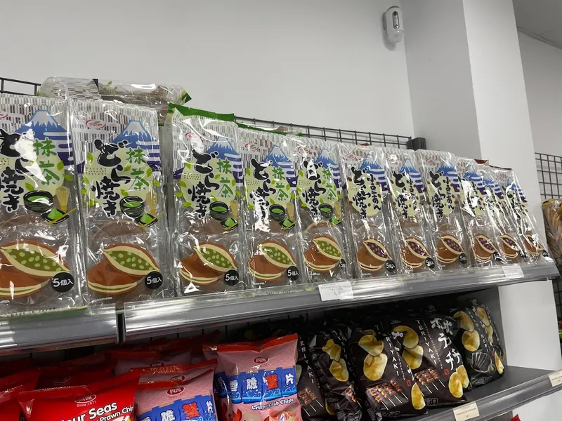 YOKI MART asiátic