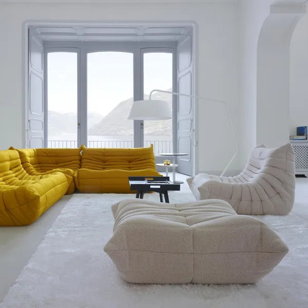 CarlaKey, tienda online de muebles de diseño (Oficinas)