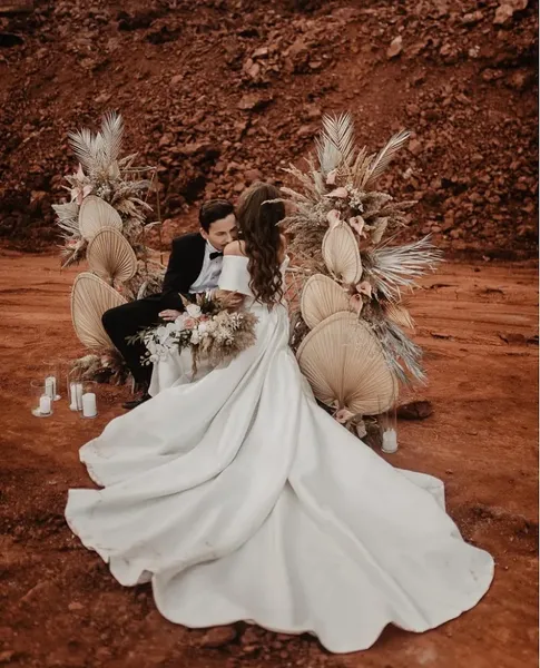 Mia Novias