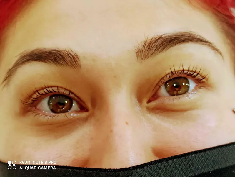 Royalthreading Barcelona (Depilación con hilo) Estética y peluquería