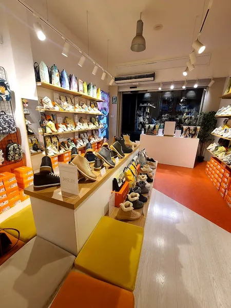 Mumka | Tienda de zapatos en Barcelona