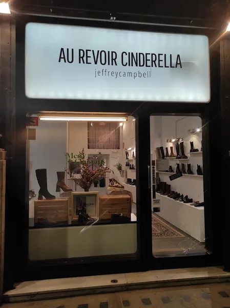 Au Revoir Cinderella - Calle del Comercio - Barcelona