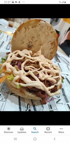 Burger World Bcn (restaurante halal)