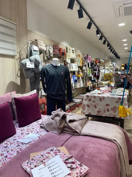 Montse Interiors