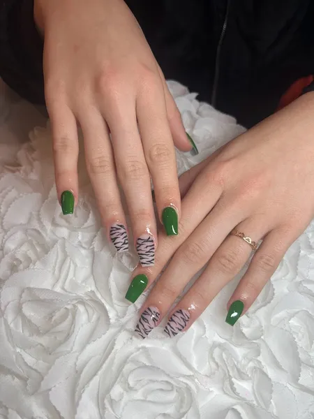 Nails Blossom