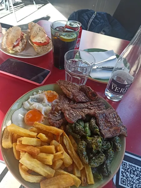 cafe sants 124