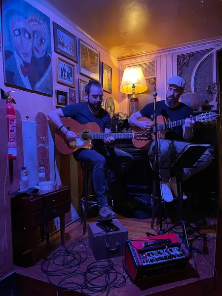 London Bar