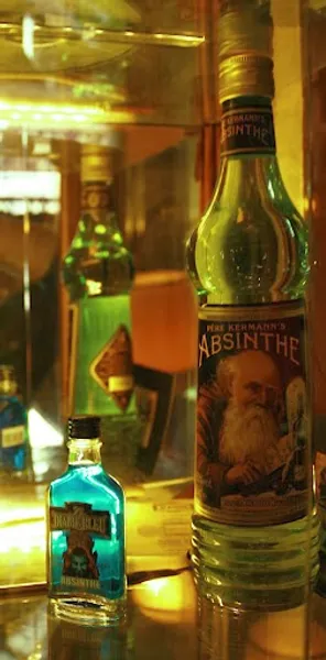 Absenta Bar