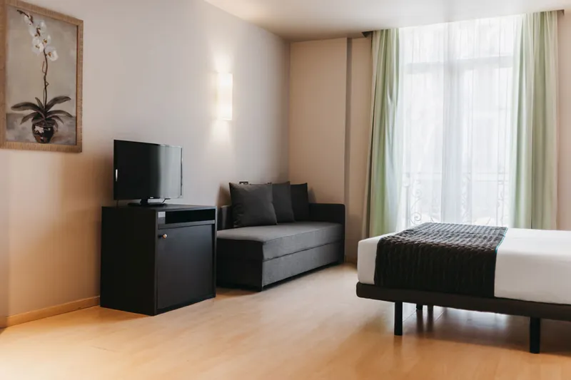 Oriente Atiram Hotels Barcelona