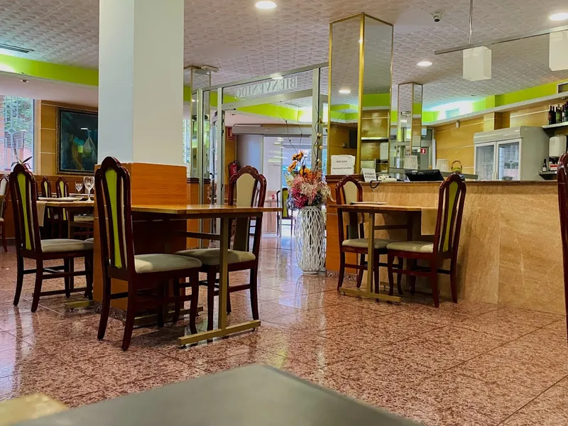 Restaurant LLau