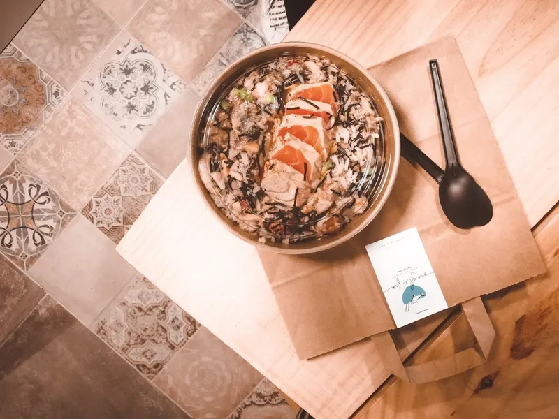 Poke Bowl Barcelona - Single Fin Sagrada Familia