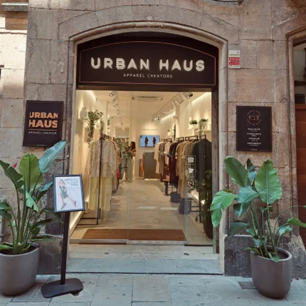 Urban Haus Barcelona | Tienda de Moda para Mujeres y Hombres