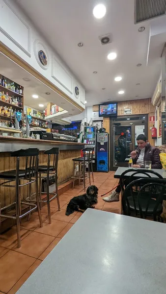Bar Cafeteria Alemar