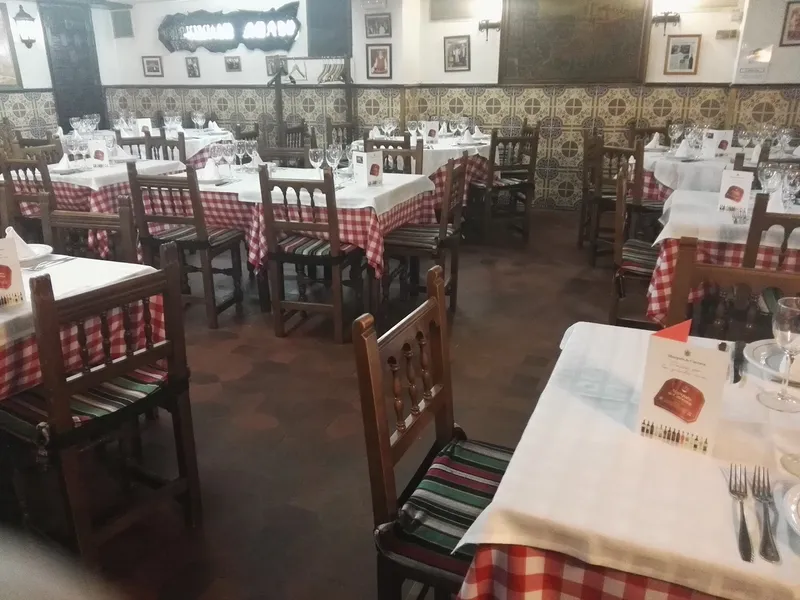 Mesón Restaurante EL SEGOVIANO