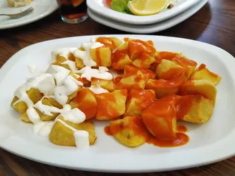 Los mejores 8 Patatas bravas de Pueblo Nuevo Madrid